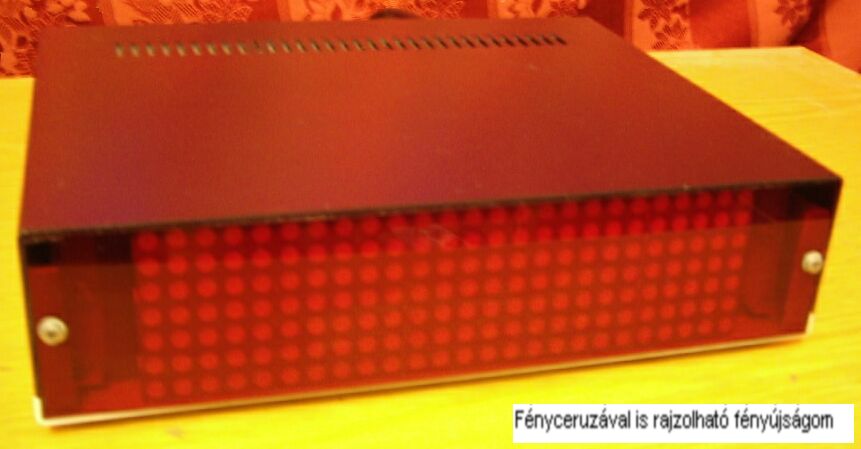 Fényceruzával is rajzolható fényújságom